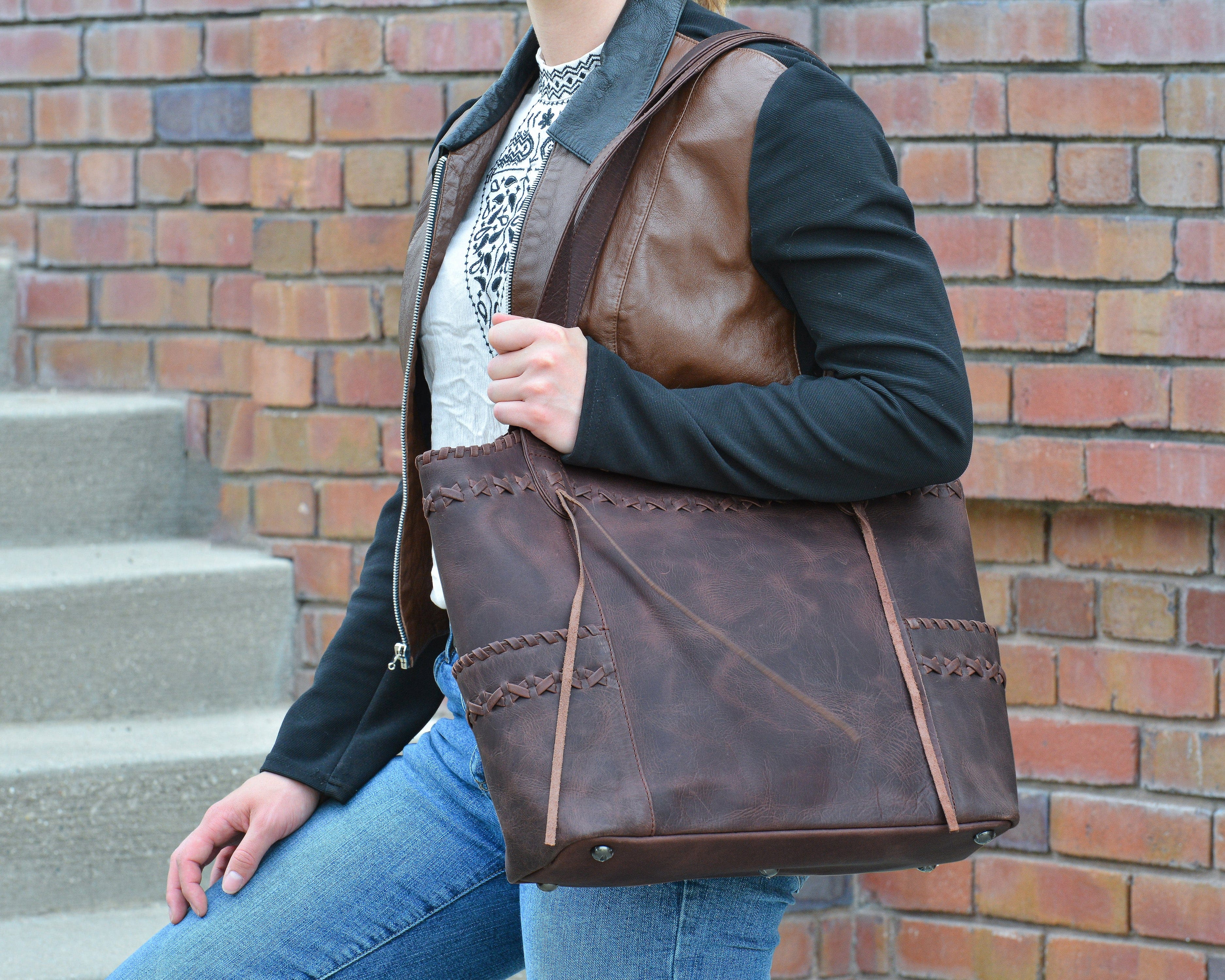 Concealed Carry Kendall Leather Tote -  Lady Conceal -  Women conceal carry purse for pistol -  Designer Luxury Ella Tote Carry Handbag -  YKK Locking Zippers and Universal Holster -  Unique Hide Handbag Gun and Pistol Bag -  Designer Luxury Kendall Leather Carry Handbag -  carry Handbag for gun carry -  Unique Ella Tote gun Handbag - 	 concealed carry gun Handbag -  concealed carry gun Handbag with locking zipper -  concealed carry Handbag for woman